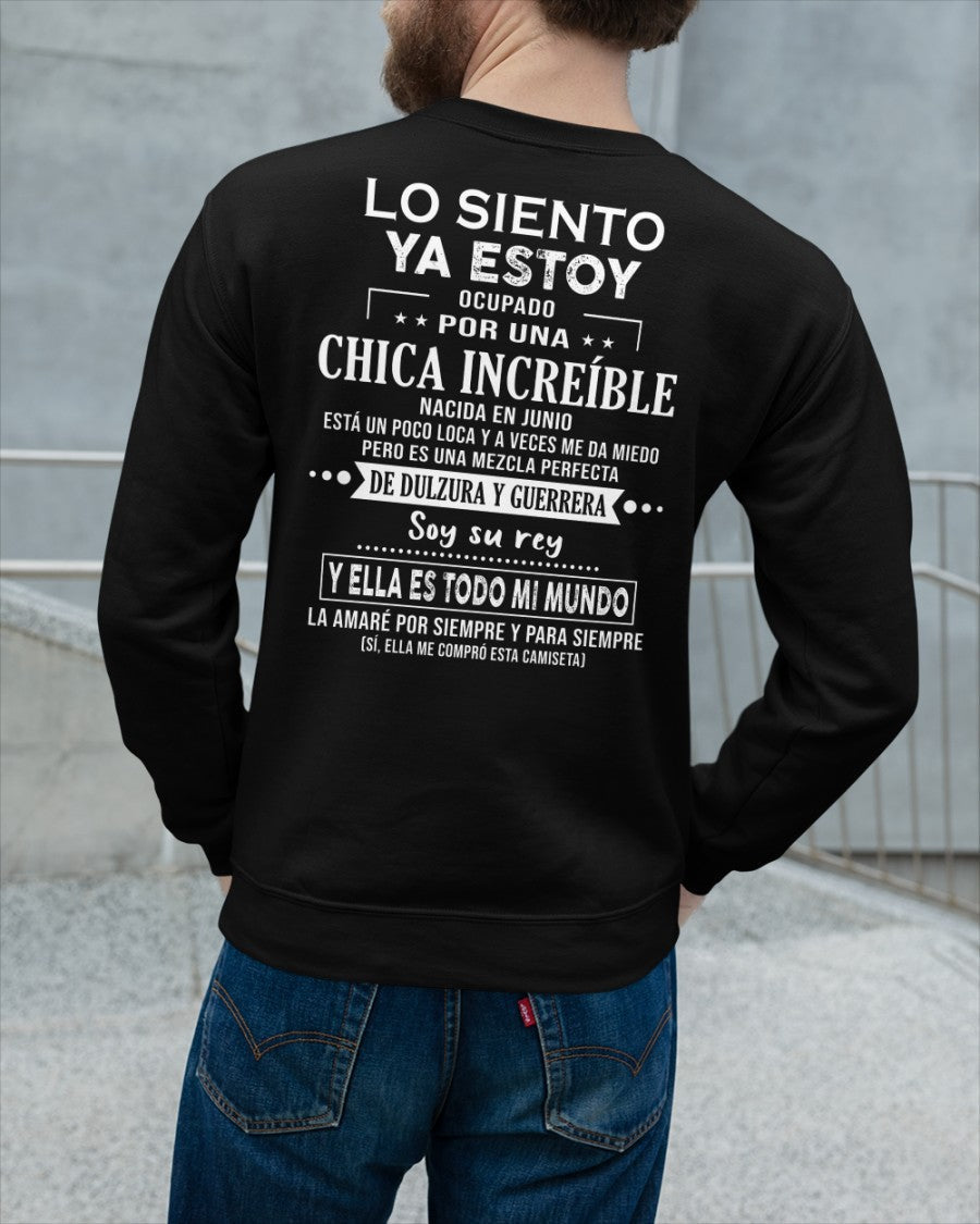 Lo siento chicas, ya estoy pillado - Mi novia está un poco loca y es adorable - Regalo especial para tu novio o esposo - (SKU04-156-06) - LUAN06